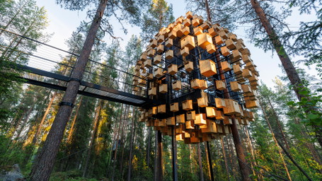 Sommer im Baumhaus: 5  Design-Hideaways im Schatten der Bäume