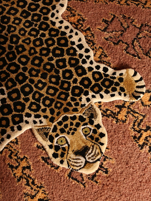 »Loony Leopard Rug Small« von Doing Goods