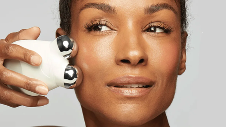 Mikrostrom-Therapie: der Beauty-Trend für straffe Haut