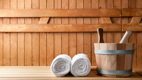 So wirken Duftaufgüsse in der Sauna