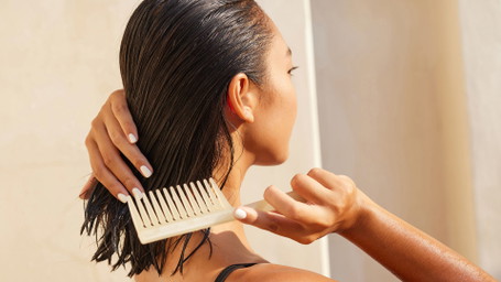 Die richtige Haarpflege im Sommer