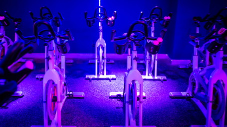 Bewegung mit Beat: Wenn Fitness zum Erlebnis wird