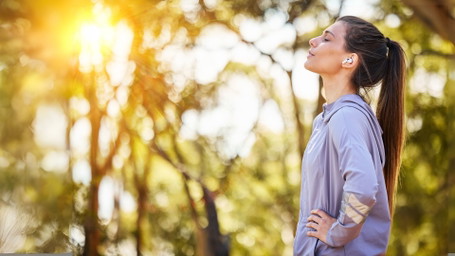 Yoga-Walk: Entspannung und Bewegung im Einklang