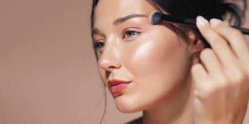 11. Türchen: Festlicher Augen-Glamour mit »Armani Beauty«