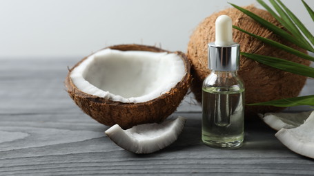 Ölziehen: Natürliches Ritual oder überschätzter Beauty-Trend?
