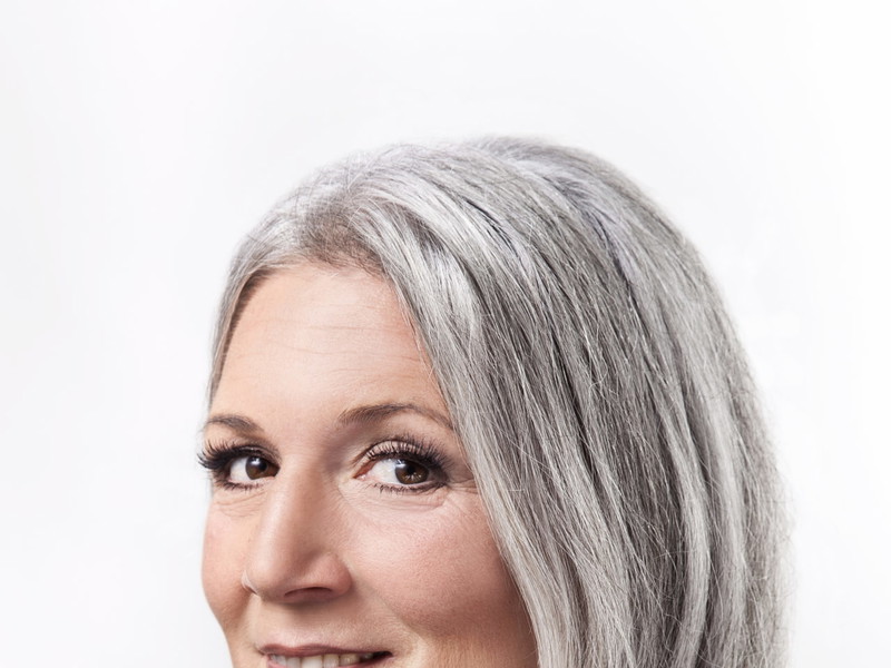 Carin Filipcic ist eine österreichische Musicaldarstellerin und Mezzosopranistin.