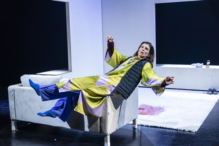 Anna Rot wurde an der Hochschule für Musik und Theater in Rostock und an der Universität für Musik und darstellende Kunst Graz ausgebildet. Es folgten Engagements am Deutschen Theater Göttingen und Schauspielhaus Graz. Ihre erste Kinorolle spielte die gebürtige Wienerin 2008 in Andreas Prochaskas „In drei Tagen bist du tot 2“. Großes Aufsehen erregte sie als Lea mit Sabine Derflingers Kinofilm „Tag und Nacht“, für den sie beim New York International Film Festival 2011 als beste Schauspielerin ausgezeichnet wurde.