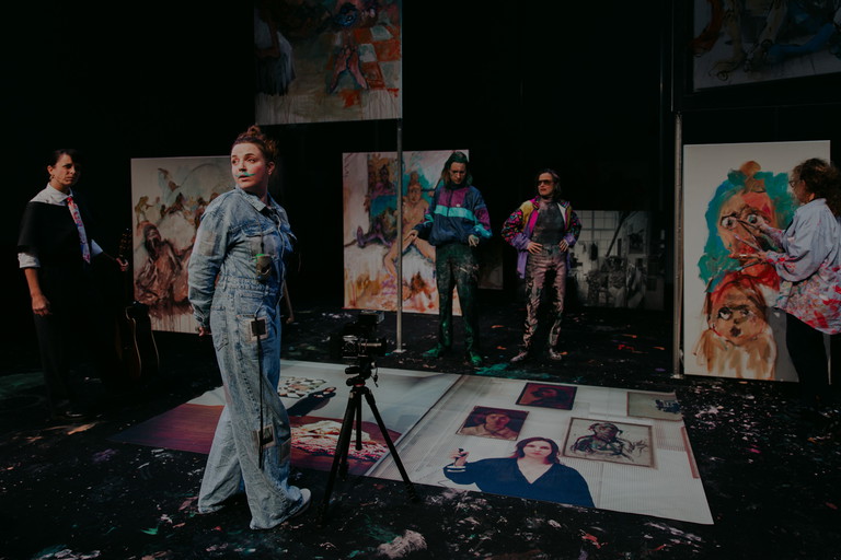 „Es ist ein humorvoller Abend von Frauen in der Kunst, und Maria Lassnig ist eine Art Folie und Beispiel“, so Liepsch.