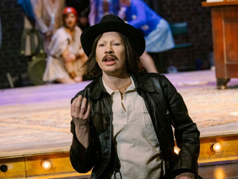Birgit Minichmayr in „Der Raub der Sabinerinnen“ im Akademietheater.