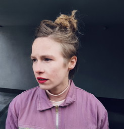 Anna Marboe: Im Theater und in der Musik zu Hause