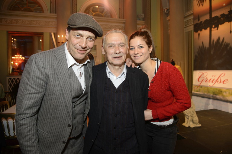 Ehrenmitglied. Gregor Bloéb, Felix Mitterer, Hilde Dalik: 70er und Ehrenmitgliedschaft des Theaters in der Josefstadt.