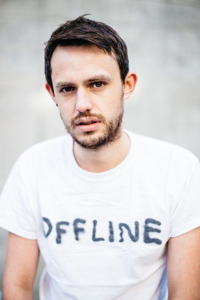 Manuel Braun ist Videokünstler und Theaterregisseur. Neben eigenen Regiearbeiten gestaltet er Video für Oper. Ihn verbindet eine jahrelange Zusammenarbeit mit Tobias Kratzer und Rainer Sellmaier. Diese führte ihn unter anderem an die Opéra Bastille in Paris 