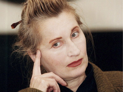 Der Nestroy-Theaterpreis für das Lebenswerk geht in diesem Jahr an Elfriede Jelinek.