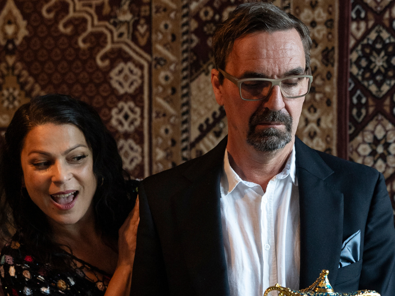 Am 25. geht es mit dem Elektroswing-Pionier Waldeck und der Sängerin Patrizia Ferrara los. Sie präsentieren Waldecks neues Album „The Moon and the Orient“.