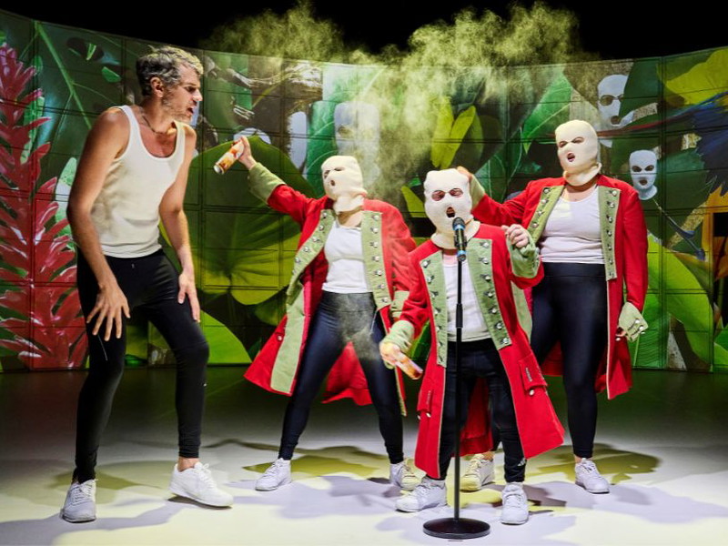 Kommt am am 21. und 22. Februar 2025 als Gastspiel auf die Bühne des Schauspielhauses Wien: "Mondmilch trinken immer und jetzt".