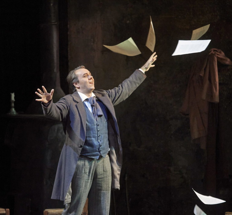 Rodolfo an der Staatsoper. Benjamin Bernheim bezeichnet „La Bohème“ als Meilenstein seiner Karriere. Auch deshalb eine seiner wichtigsten Rollen, weil es seine erste große war und sie ihn bis heute begleitet.