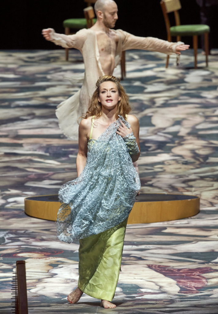 „L’incoronazione di Poppea“. Vera-Lotte Boecker als Virtù/Drusilla. Regie: Jan Lauwers. 