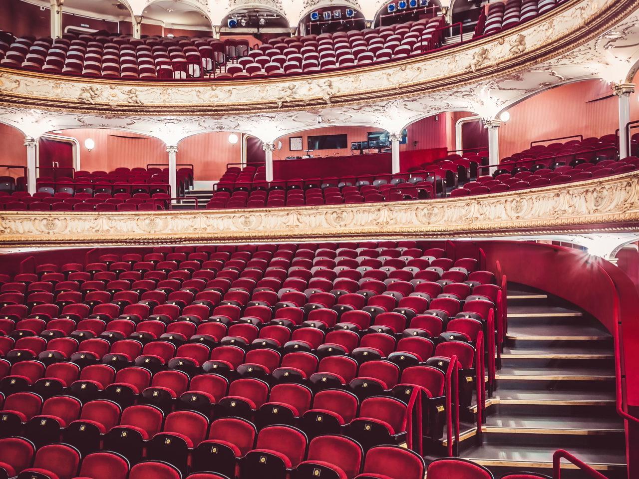Endlich wieder Volkstheater: Das Theater im siebten Wiener Gemeindebezirk präsentiert ab Herbst ein vielseitiges Programm. 