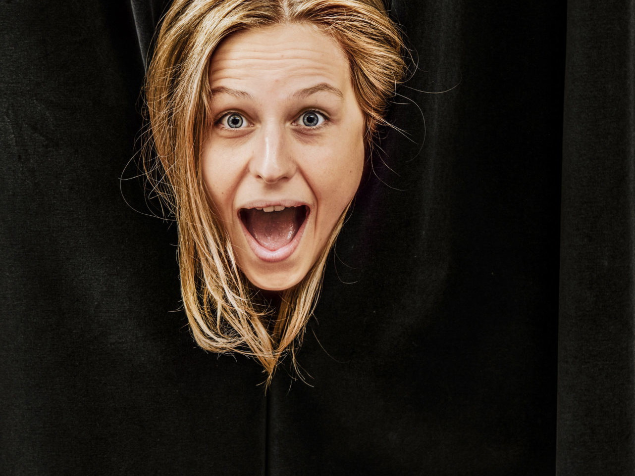 Die Wienerin Victoria Hauer ist Ensemblemitglied im Theater der Jugend. Sie wirkt in der Online-Lesung der Weihnachtsgeschichte mit.