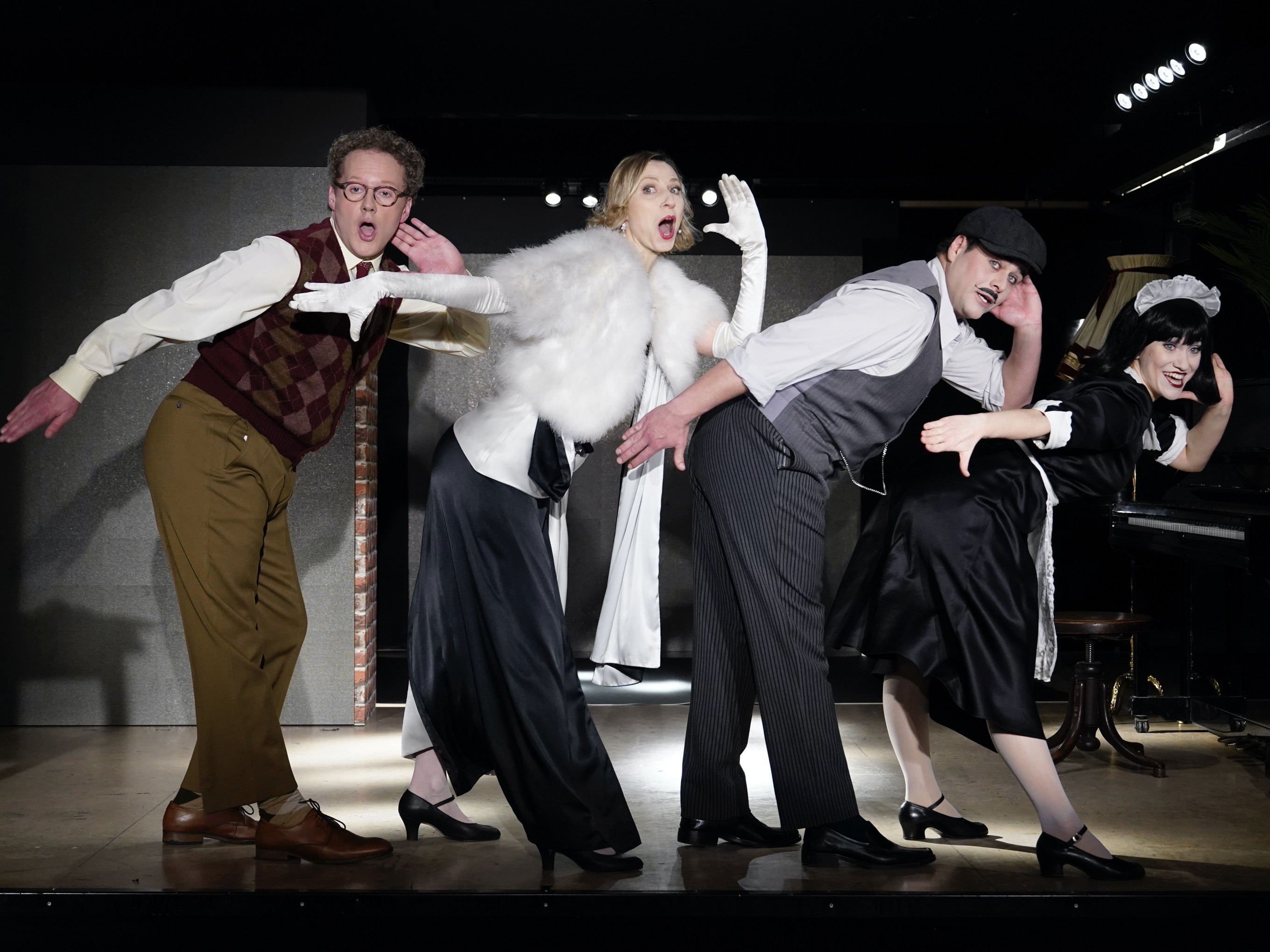 Bis 30. April 2025 im Stella Theater: „Der Duft von Wirklichkeit“ von Werner Bauer.