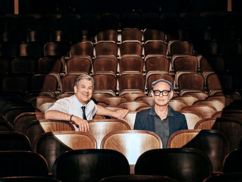 Direktor Thomas Birkmeir und Chefdramaturg Gerald Maria Bauer im Theater im Zentrum im ersten Bezirk in Wien – der zweiten Spielstätte des Theaters der Jugend.