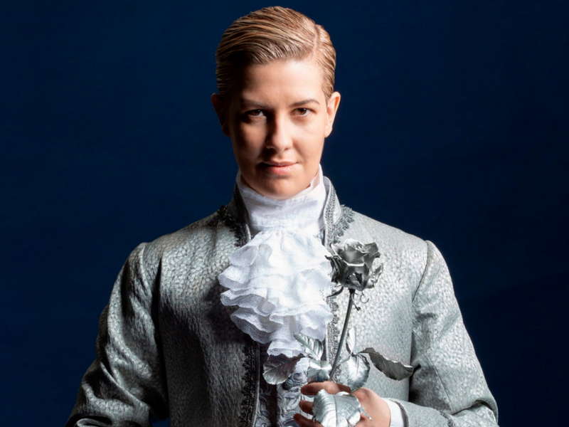 Hosenrolle. Die schwedische Mezzosopranistin Emma Sventelius debütiert als Octavian an der Volksoper.