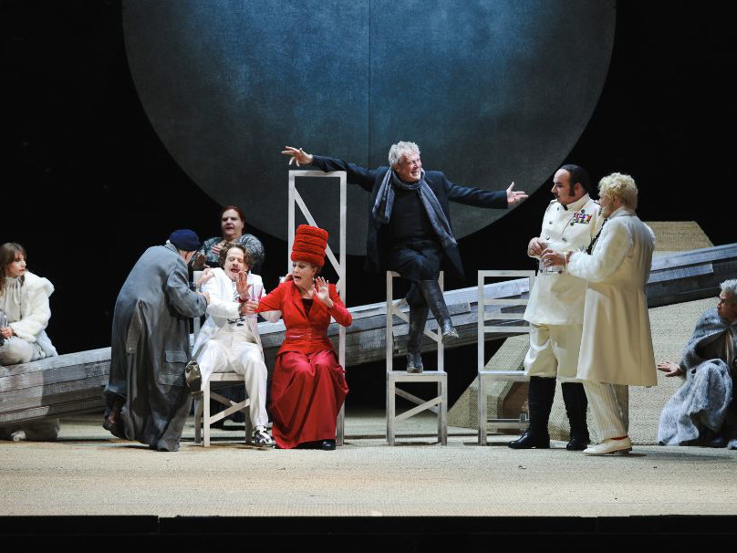 Das Ensemble von „Der Wald“ im Theater in der Josefstadt. 