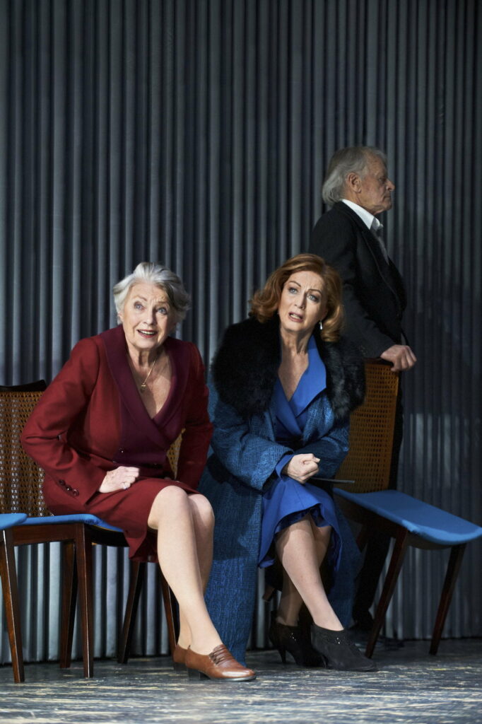 John Gabriel Borkman. Elmar Goerdens viel beachtetes Regiedebüt 2012 im Theater in der Josefstadt mit Nicole Heesters, Andrea Jonasson und Helmuth Lohner 