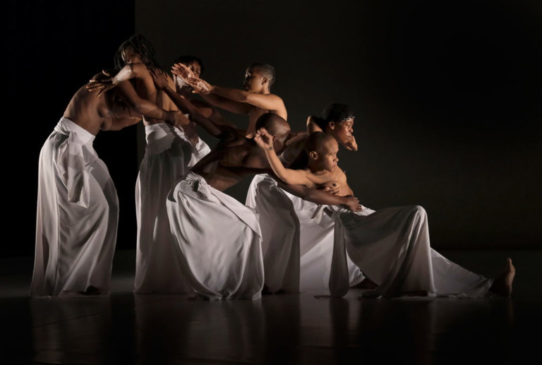 Mit „The Sacrifice" präsentiert die international bekannte Choreografin Dada Masilo ihr aktuelles Stück. 