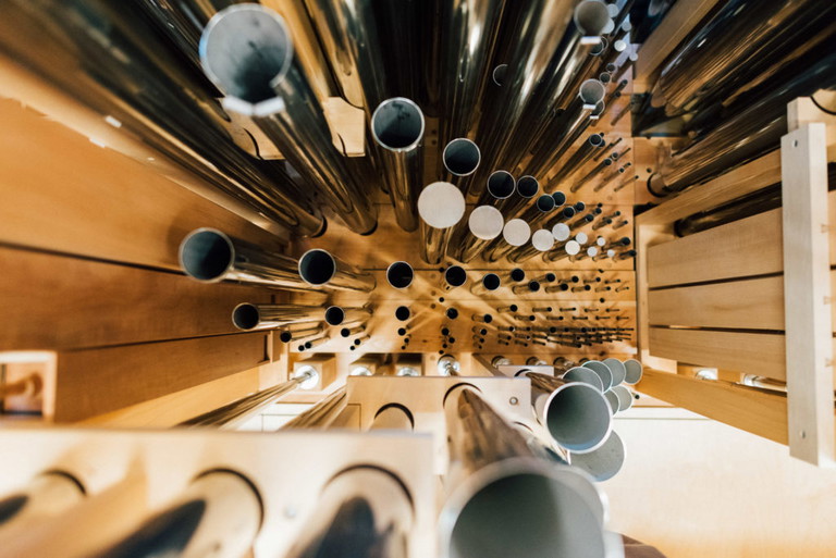 Die Rieger-Orgel im Anton Heiller-Saal der Universität für Musik und Darstellende Kunst. Die Orgel ist das Jahr 2021 in Deutschland.
