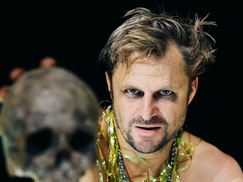 Philipp Hochmair wird in Gmunden den Publikumshit „Jedermann Reloaded“ zeigen. 