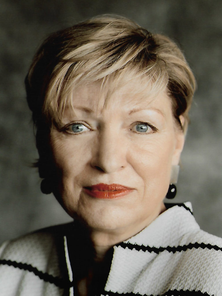 Seit letztem Jahr leitet Karin Bergmann den Bereich Theater und Literatur bei den Salzkammergut Festwochen Gmunden.