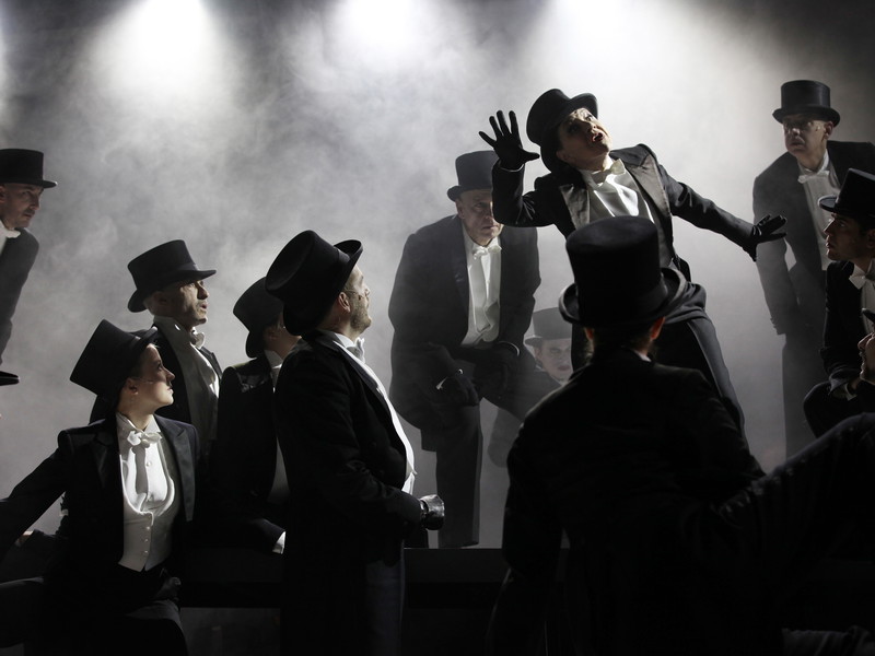 „Die Dreigroschenoper“ im Theater in der Josefstadt.
