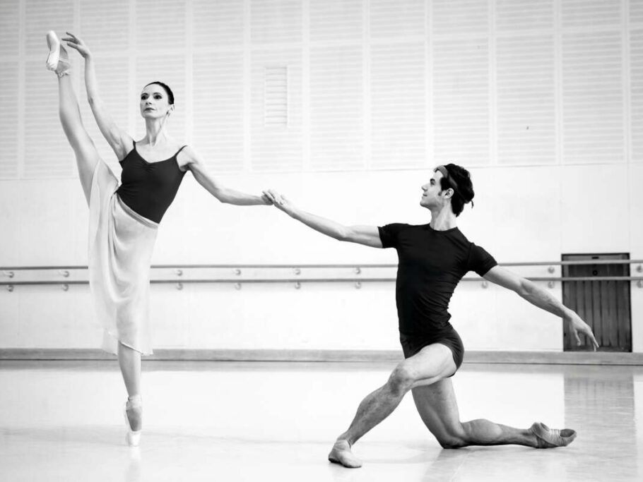 Probenfoto aus der Wiener Staatsoper: „Shifting Symmetries“ – Brahms-Schoenberg Quartet. Choreografie: George Balanchine.
