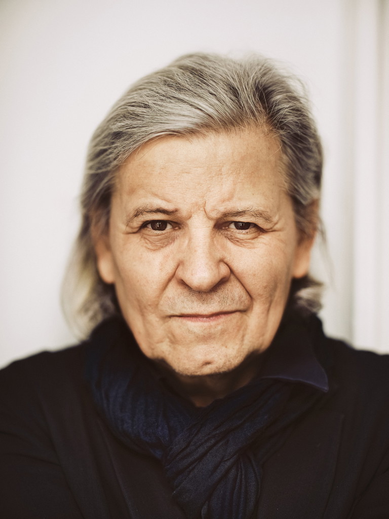 Janusz Kica führt Regie in Goldonis "Sommerfrische".