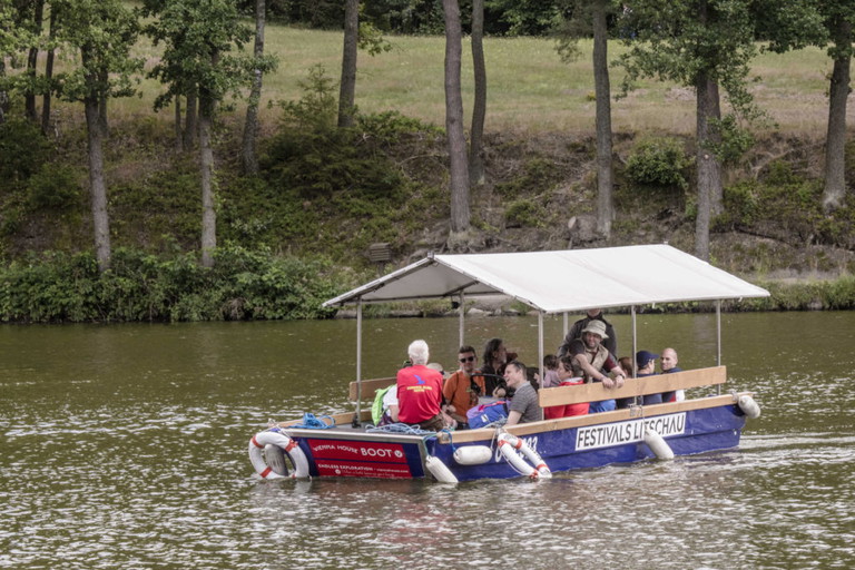 Abkühlung und Kulturgenuss beim Schrammel.Klang.Festival am Herrensee in Litschau.