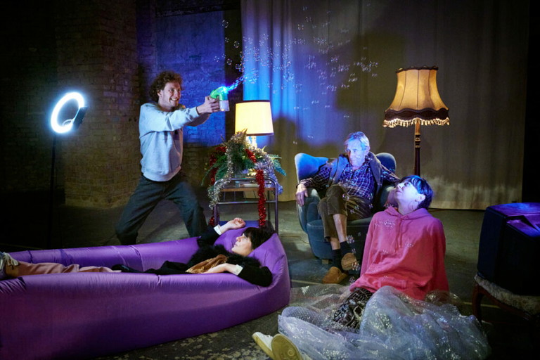 „FURCHTBlasen“ mit Florentin Groll, Aline-Sarah Kunisch, Birgit Stöger und 
Ludwig Wendelin Weißenberger im Hamakom.