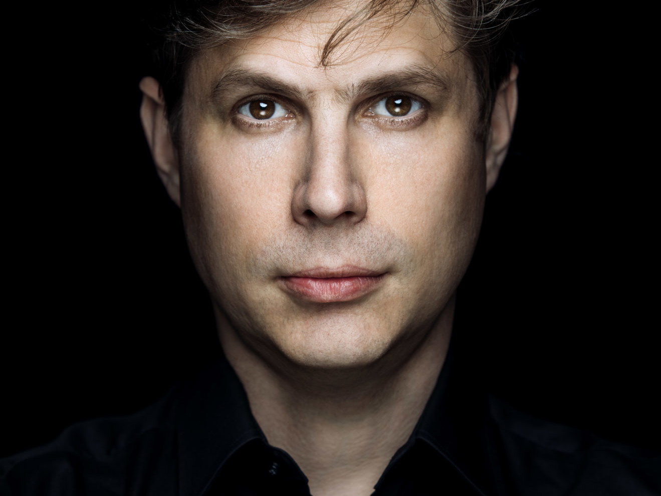 Autor Daniel Kehlmann diskutiert am 15. November im Theater in der Josefstadt mit Rudolf Anschober und Herbert Föttinger.