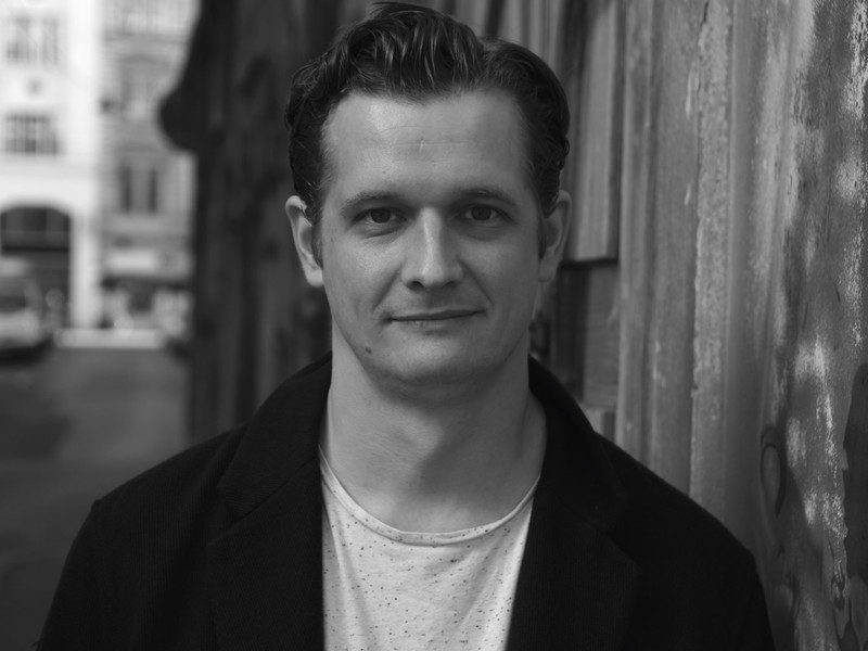 2020 inszenierte Felix Metzner vier Folgen für die Nestroy-Preis-nominierte Onlinevideo-Reihe Wiener Stimmung des
Burgtheaters sowie Das große Shakespeare-Abenteuer am Theater der Jugend.