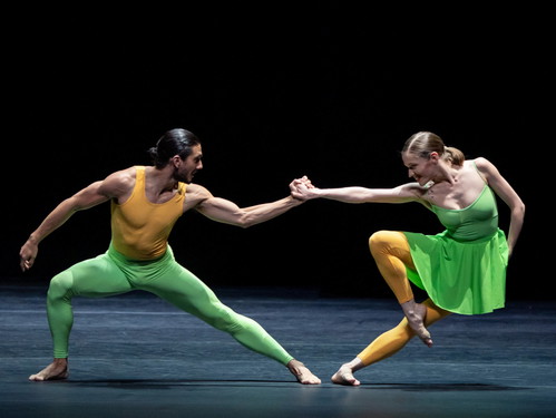 Daniel Vizcayo, Gloria Todeschini in “Duets” 