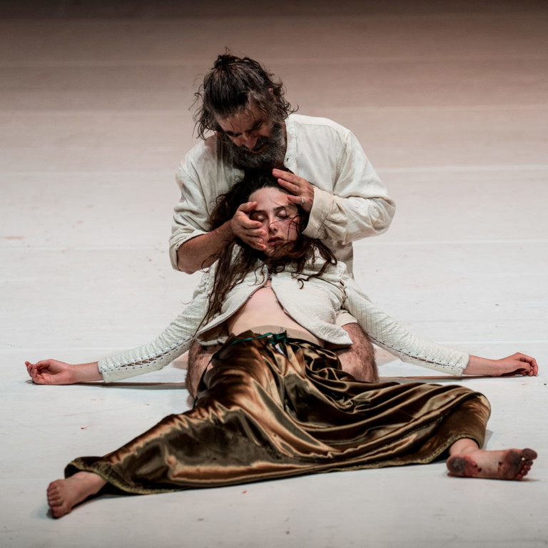 Vereint alle Shakespeare-Tragödien in einem Abend: „Billy's Violence“ von der Needcompany. 