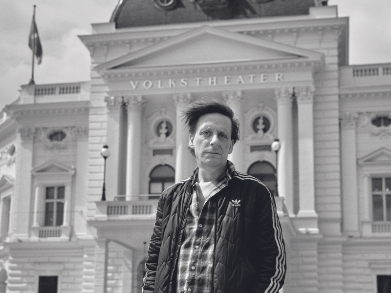 Frischer Anstrich.
In einem komplett sanierten Haus konnte Kay Voges das Volkstheater und all seine Spielstätten neu ausrichten.