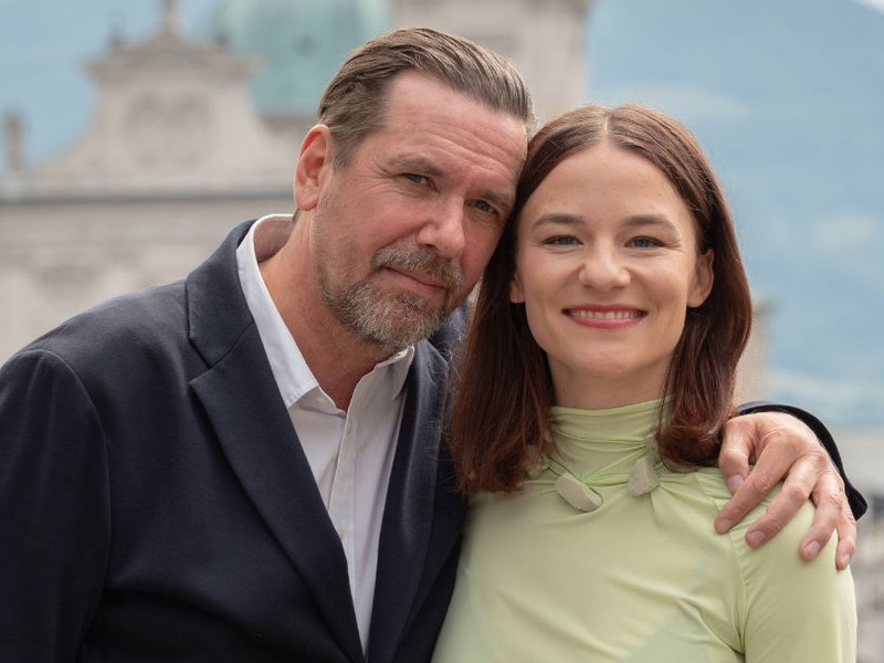 Michael Maertens und Valerie Pachner spielen den Jedermann und die Buhlschaft bzw. den Tod.
