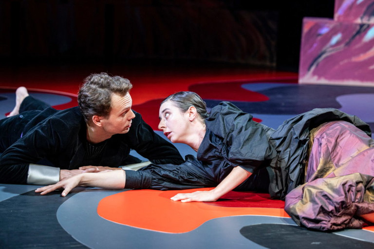 „Koralli Korallo" im Kosmos Theater in Wien. 