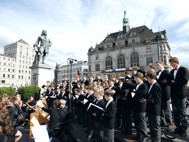 
Eröffnung der Händel-Festspiele auf dem Marktplatz am Händel-Denkmal