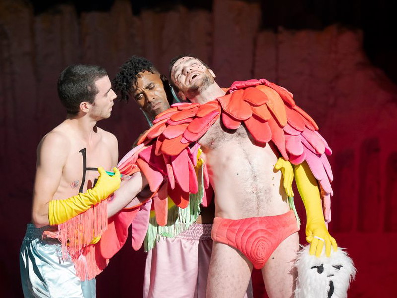 Probenfoto von „Les Martyrs“ in der Inszenierung von Cezary Tomaszewski für das MusikTheater an der Wien.
