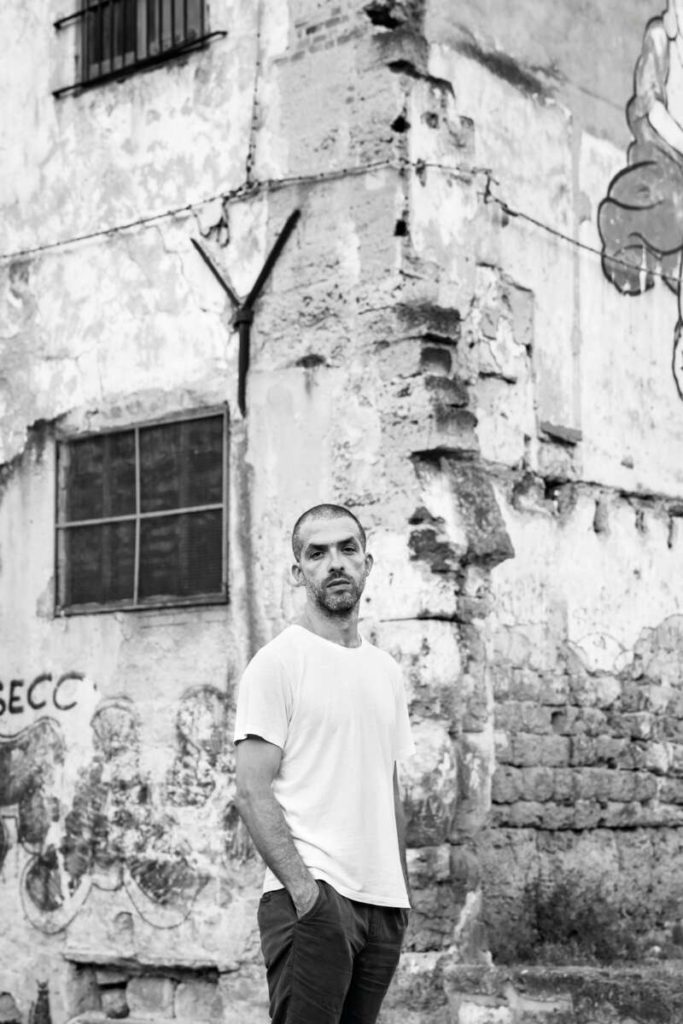 Omer Meir Wellber, der neue Musikdirektor, gibt seinen Einstand mit Musik von Piazzolla und jüdischer und türkischer Musik 