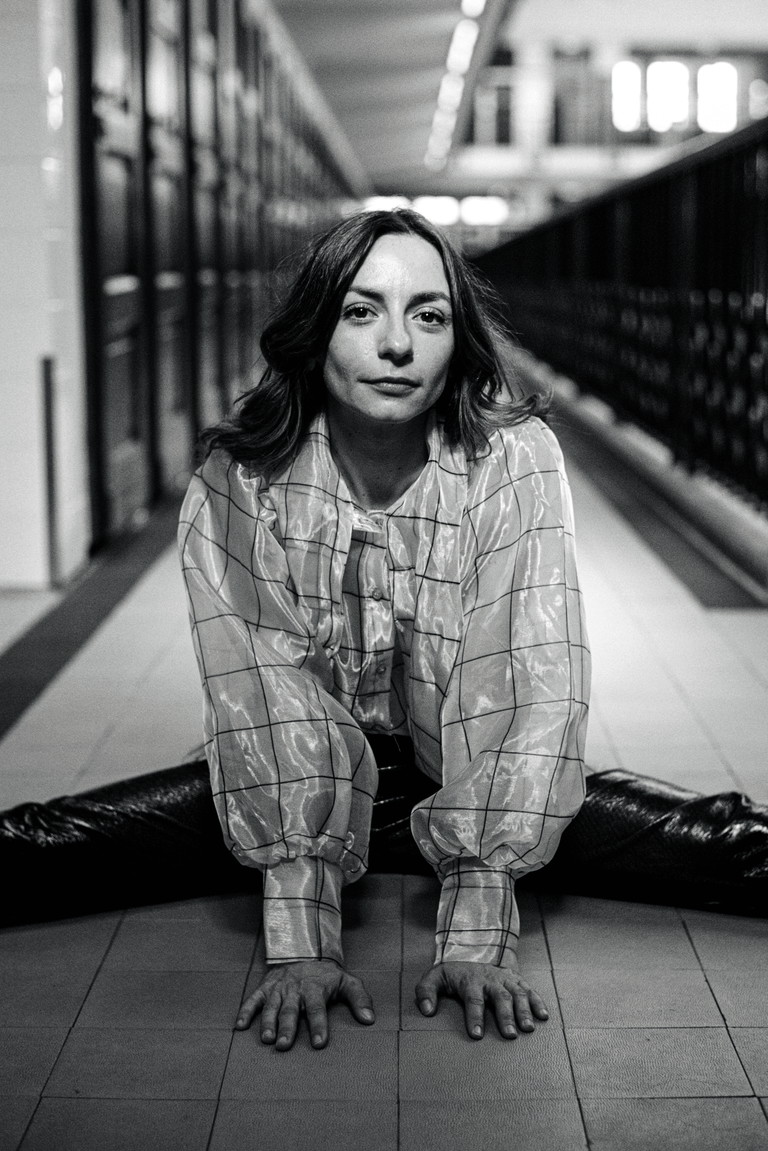 Julia Edtmeier. Die NESTROY-Preisträgerin 2024 beweist als Micaëla in „Killing Carmen“ und Leutnant Samuel in „Die Piraten von Penzance“ ihre stimmliche Qualitäten.