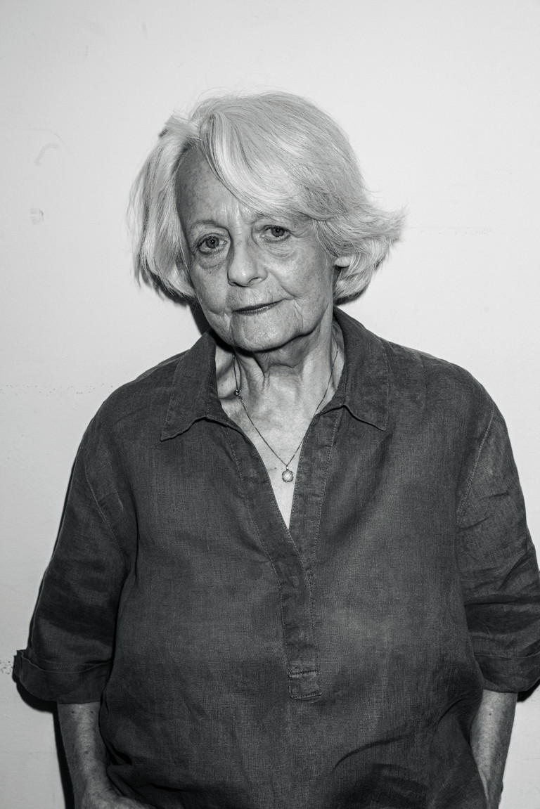 Lore Stefanek. Sie ist eine der eindrucksvollsten Schauspielpersönlichkeiten der Josefstadt und wird unter der Regie von Andrea Breth Hitlers Sekretärin Pomsel spielen. Pflicht!