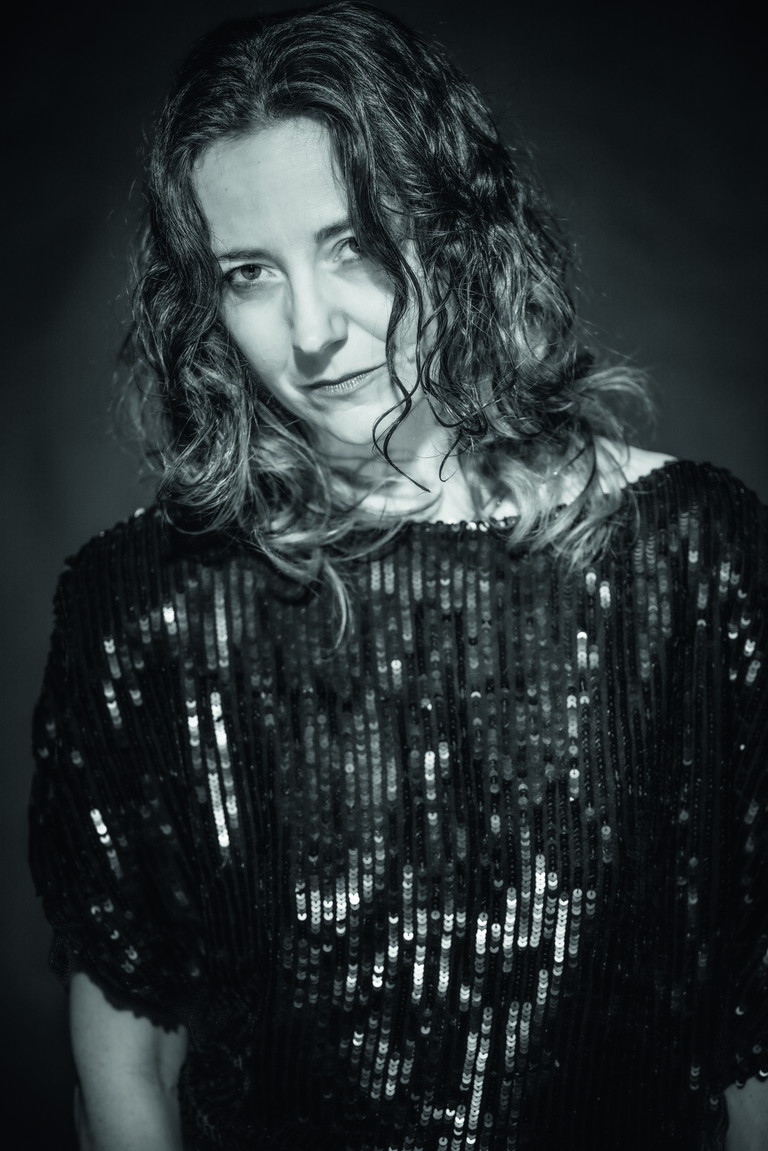 Die italienische Choreografin Alessandra Corti eröffnet den Abend mit der luftigen Kreation „Aerea“ – wofür „Rewriting Beethoven’s Seventh Symphony“ von Michael Gordon den musikalischen Anlass gibt.